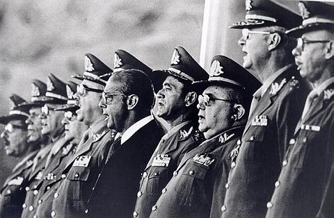 31 de Março, Presidente Figueiredo | Enciclopédia Itaú Cultural