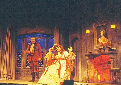 Ney Latorraca (Lord Edgard) e Marco Nanini (Lady Enid)em cena O Mistrio de Irma  Vap | Enciclopdia Ita Cultural